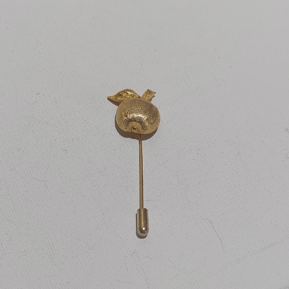 Vintage Gold Tone Apple Stick Pin